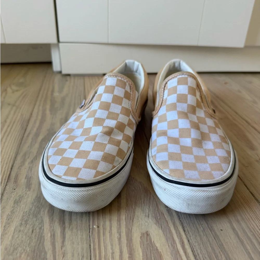 Women’s Vans Peach and White Checkerboard Slip On Sneakers - Picture 8 of 11